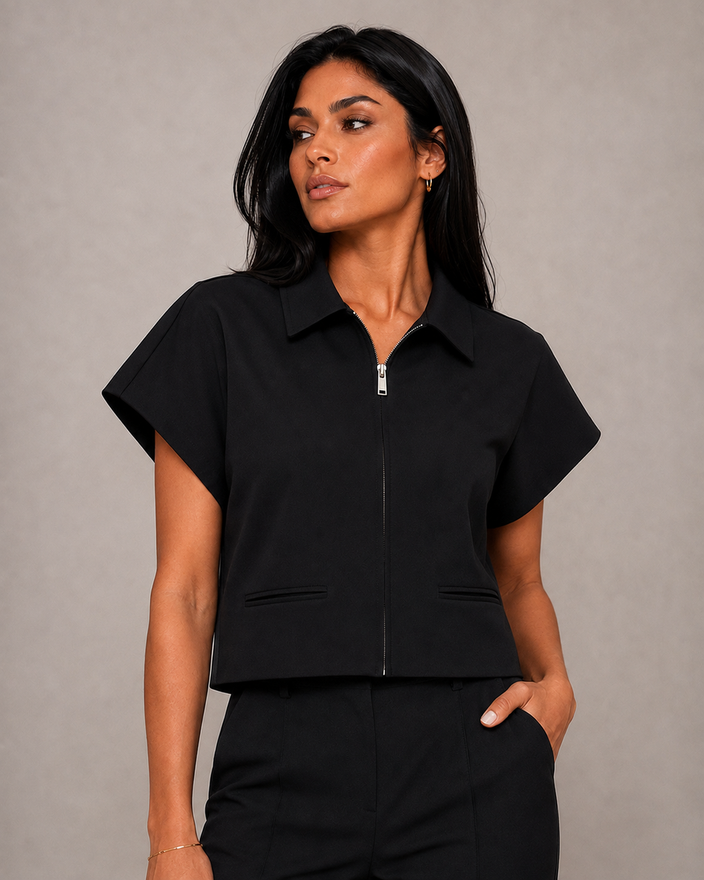 Blusa camisera para mujer -Manga corta, cierre frontal y corte relajado en tendencia
