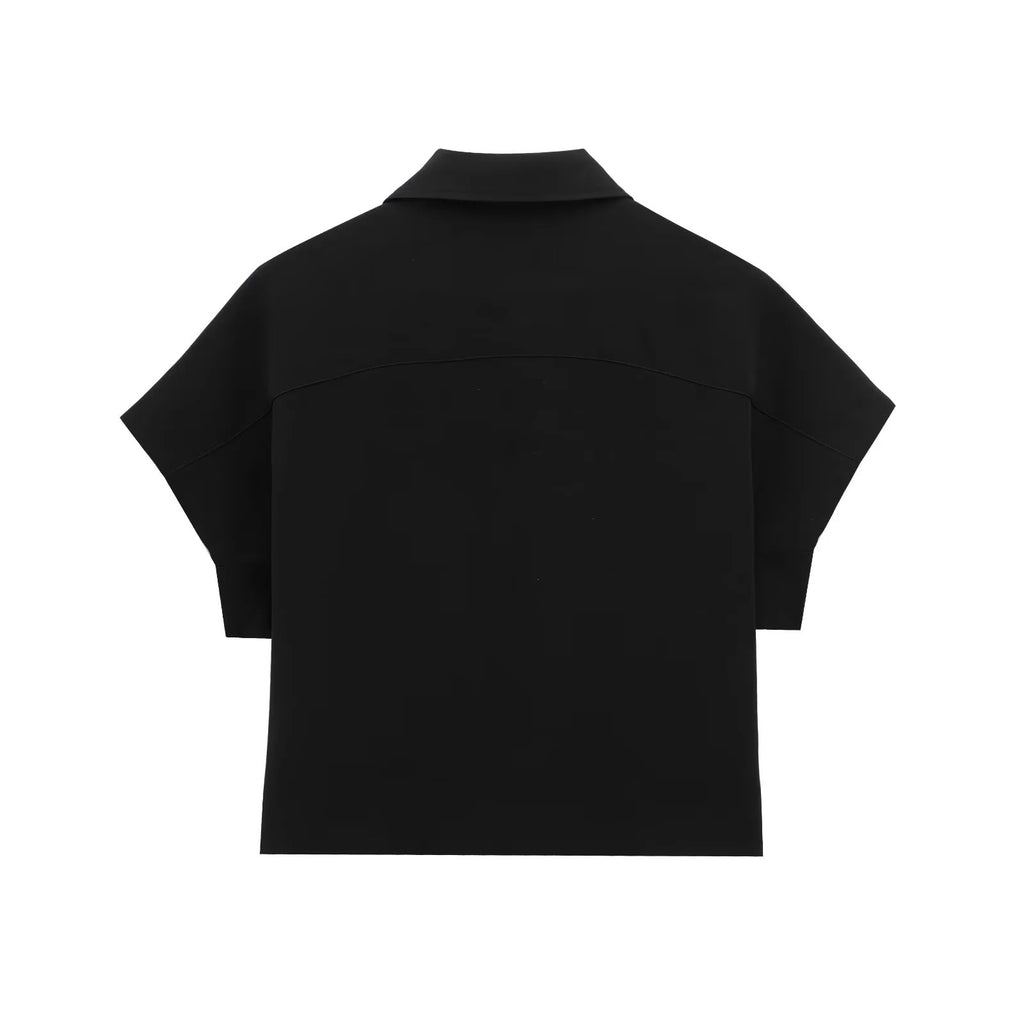 Blusa camisera para mujer -Manga corta, cierre frontal y corte relajado en tendencia